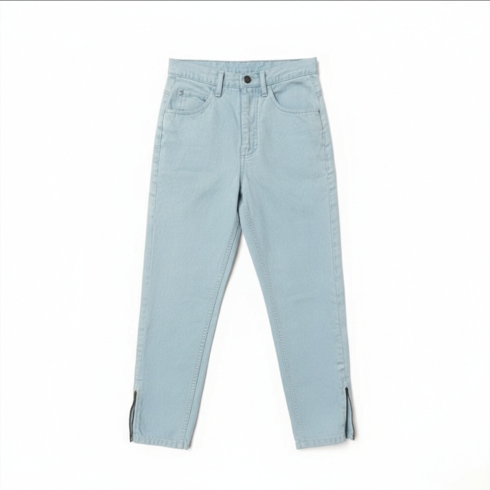 Guess Made In USA Light Blue Denim Jeans W/ Zipper Detail